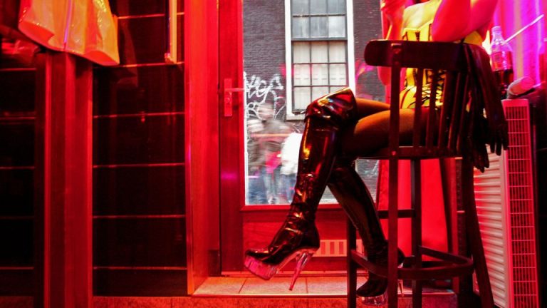 The Allure of Amsterdam Nightlife: A Journey Through Freedom, Pleasure, and Elegance